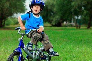copil-bicicleta-sport